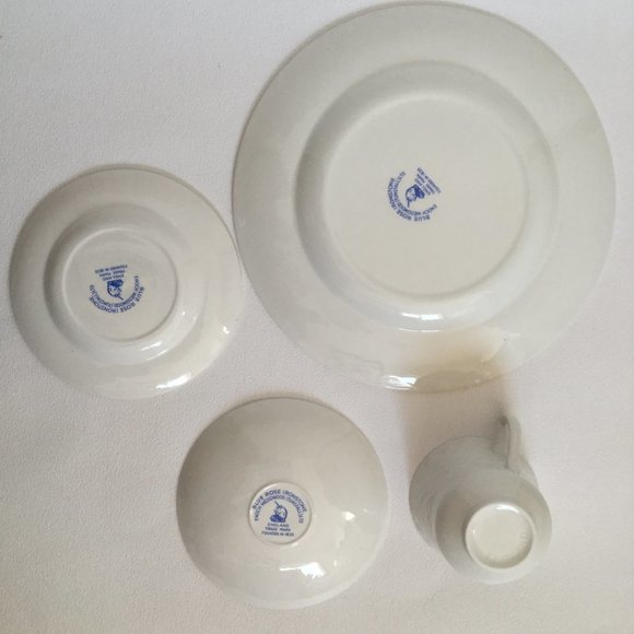 Enoch Wedgewood Tunstall England Blue Rose Ironstone lot of 3 plates & 1 cup - Picture 5 of 11